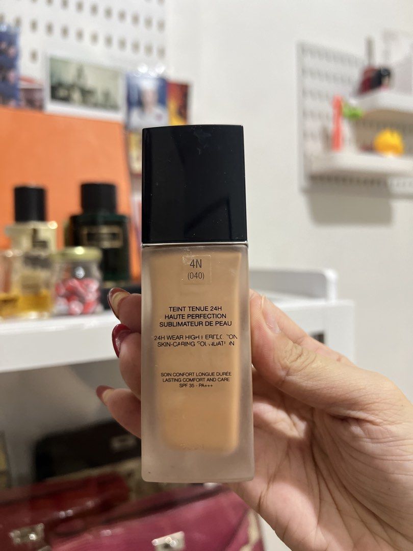DIOR FOUNDATION (Category: Makeup) located in Cavite. Submitted by msbtty (Listing ID 1444533282, Image 2). Description: used once only for countouring since the shade was too dark. Imus location. Authentic, money back if proven fake. .