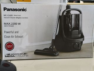 (Category: ) located in . Submitted by LawR_PreOwned (Listing ID 1444550021, Image 1). Description: .
