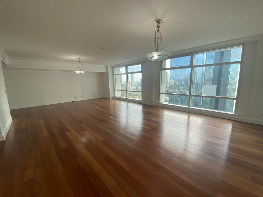 (Category: ) located in . Submitted by hvp.realtyinc (Listing ID 1444564703, Image 1). Description: .