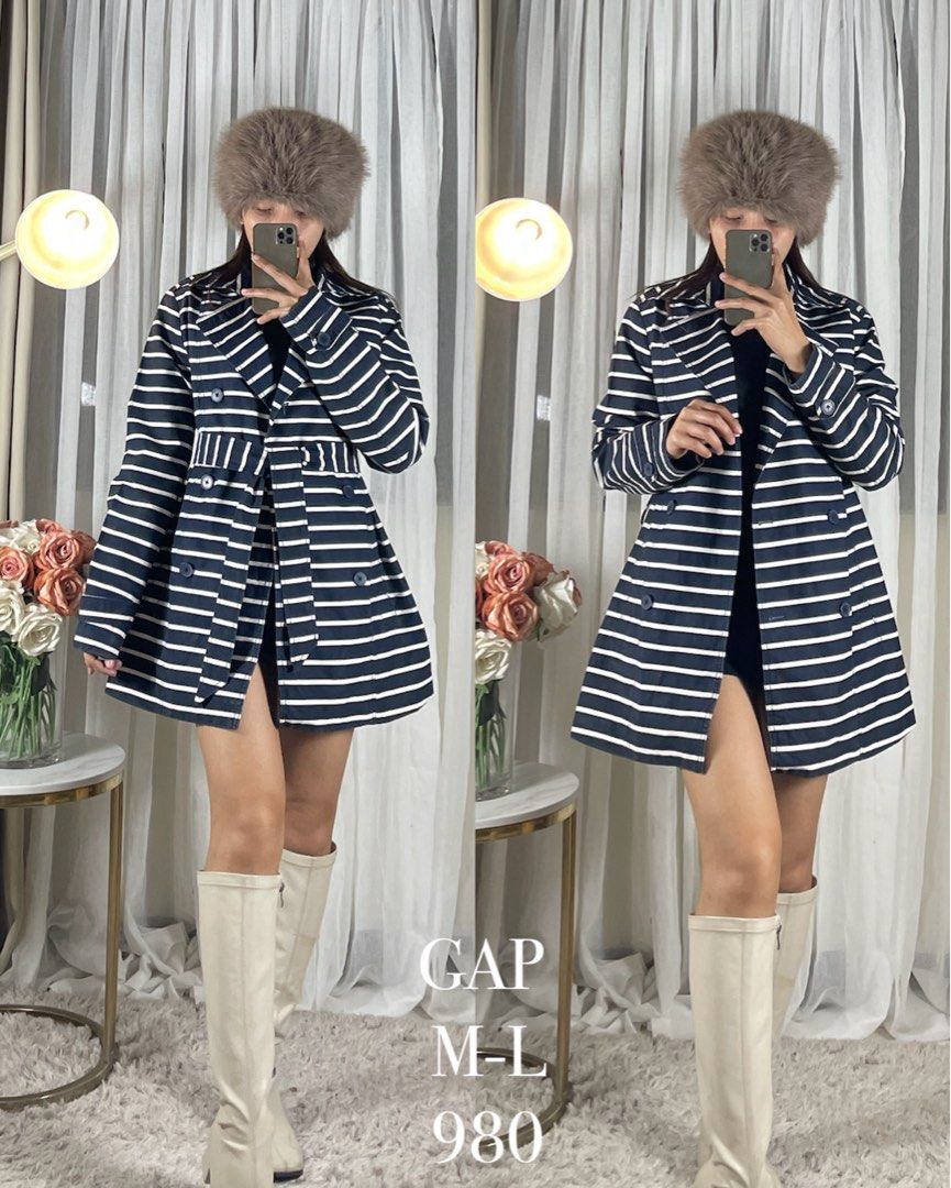 GAP PREMIUM KOREAN SPRING AUTUMN TRENCH COAT (Category: Coats, Jackets and Outerwear) located in Taguig. Submitted by wintercoatsmnl (Listing ID 1444642869, Image 1). Description: PREMIUM KOREAN SPRING AUTUMN TRENCH COAT Korean Brand ✔️ Good as New – freshly washed & ironed, ready to wear ✔️ Branded designs – chic, timeless, and perfect for cold-weather style ✔️ Perfect for layering – stay cozy without sacrificing fashion 🚚 Fast Nationwide Shipp