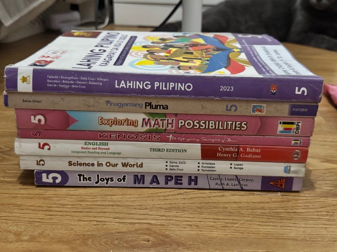 Grade 5 Books (Category: Textbooks) located in Santa Rosa. Submitted by poshthreadsph (Listing ID 1444595890, Image 1). Description: P200 each Negotiable if kukunin lahat Lightly used lang wala masyadong writings, but please manage your expectations since this is preloved. .