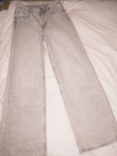 (Category: ) located in . Submitted by shes.preloved (Listing ID 1444571304, Image 1). Description: .