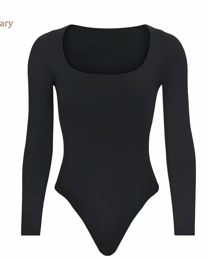 Hottie Diary Bodysuit seamless longsleeve (Category: Longsleeves) located in Angeles City. Submitted by keithyow (Listing ID 1444621490, Image 1). Description: ✨ Hottie Diary Tops – Only ₱99 each! ✨ Decluttering my closet! 💗 • Only ₱99 each • Used only once or twice • Reason for selling: Not my style anymore • Check my profile for more designs and options! 📍 Location: Pearl Drive, Quezon City 🚚 Shipping fee will be shouldered by the buyer. Mes