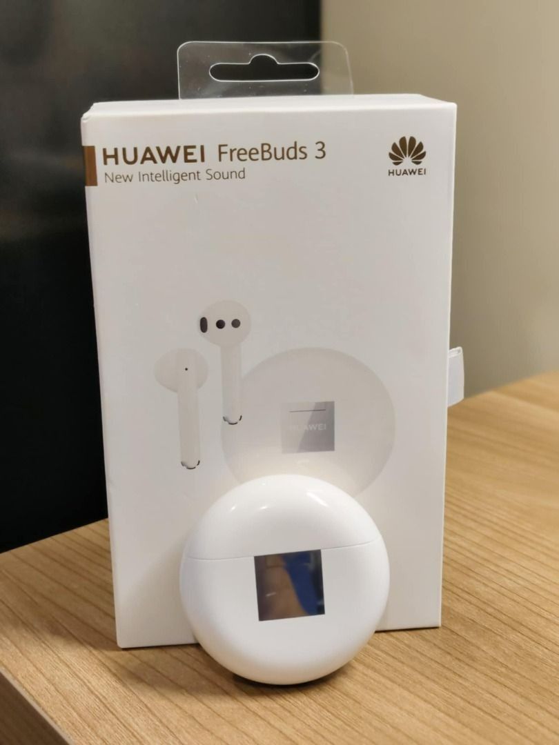 HUAWEI FreeBuds 3 Wireless Earbuds (Category: Earphones) located in Pasay City. Submitted by mosesojera (Listing ID 1444663269, Image 1). Description: - HUAWEI FreeBuds 3 (White) - Includes charging case and USB-C cable - Original packaging intact - Superior sound quality - Seamless device pairing - Barely used - In great condition and with complete and original accessories (box, charger cord, manual, etc.) RFS: Not used anymore Location: Pasay.
