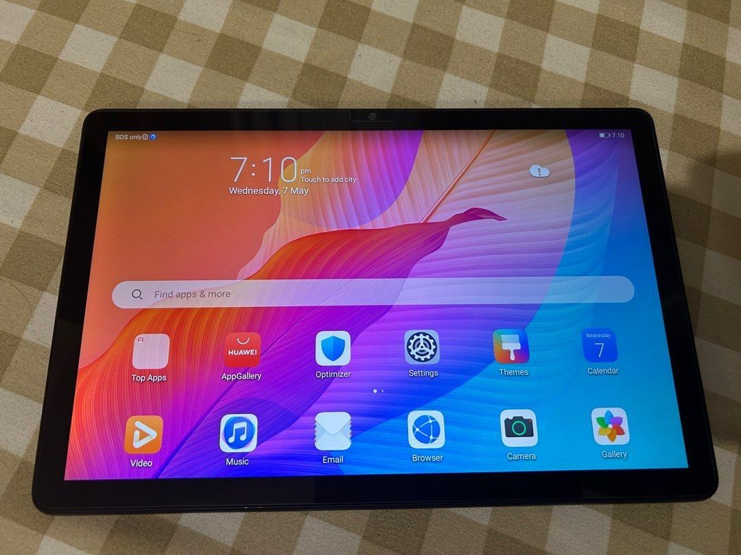 Huawei MatePad T10S Tablet with FREE Keyboard (Category: Android) located in Pasay City. Submitted by mosesojera (Listing ID 1444663602, Image 2). Description: - Huawei MatePad T10S tablet - With charger and cable - Large screen ideal for browsing and work - Does NOT have Google apps - In great condition, with COMPLETE accessories (Power cord, adaptor, sim ejector, papers) - FREE Black Bluetooth keyboard included - FREE case/cover and stylus pen 