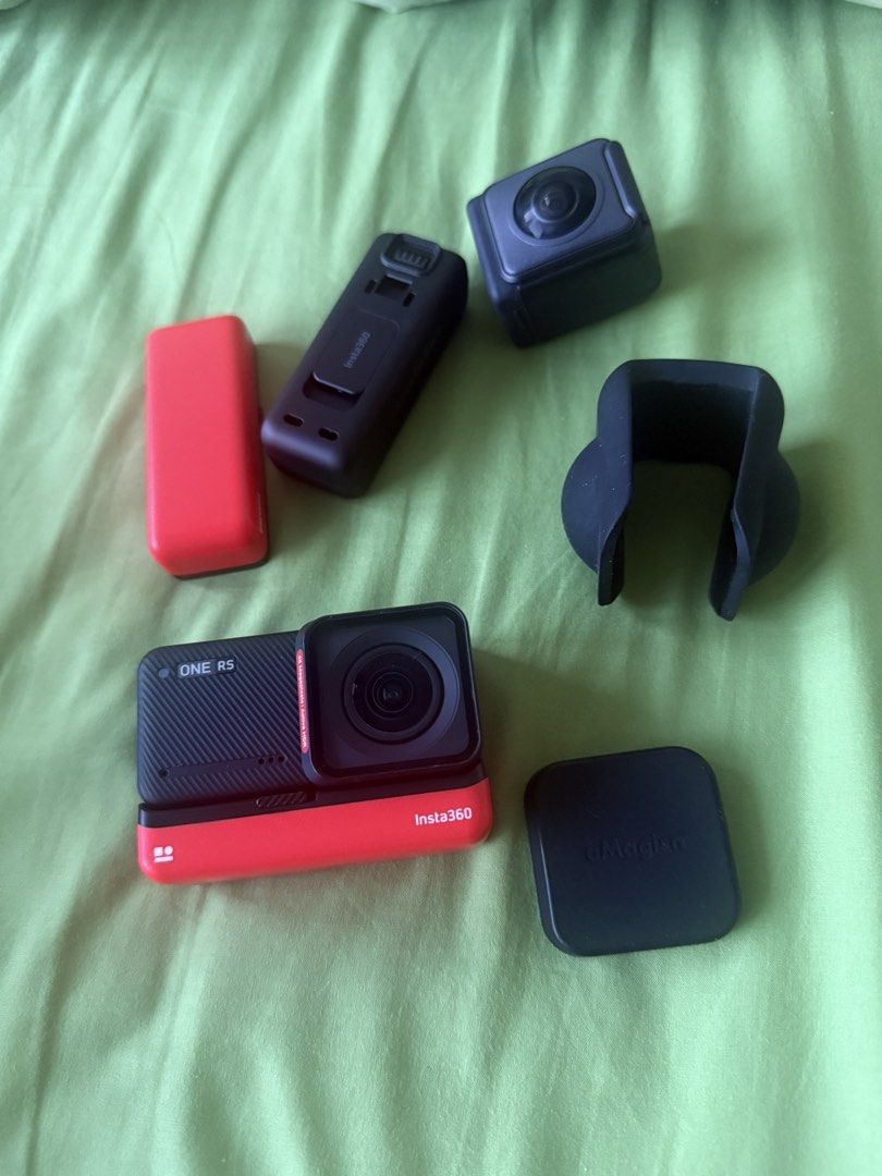 Insta360 ONE RS Twin Edition (Mint Condition) (Category: Video Cameras) located in Quezon City. Submitted by nabixsnoopy (Listing ID 1444612923, Image 3). Description: Unit is in mint condition and works perfectly. Ideal for content creators, vloggers, travelers, and adventure enthusiasts. 📦 What you see is what you get. ❌ SD card not included. ❌ No hidden issues. Price is slightly negotiable. 📍 Meetup: Near FAME Residences or anywhere around G