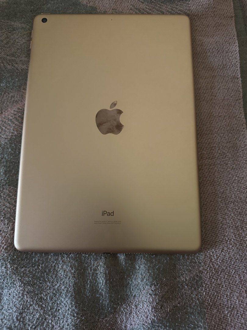 Ipad 7th gen (Category: iPad) located in Pasay City. Submitted by mgprepollo (Listing ID 1444574229, Image 3). Description: .