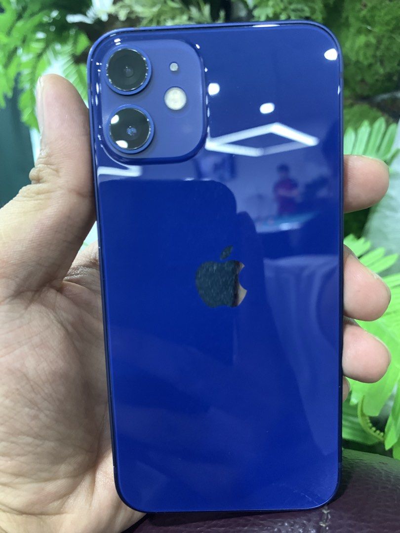 iPhone 12 256GB mini Factory unlocked (Category: iPhone 12 Series) located in San Juan City. Submitted by safe.trusted_legitseller (Listing ID 1444591900, Image 3). Description: iPhone 12 mini 256 GB Blue Openline Factory unlocked Unit and Charger Ready to use Check all you want Meet up GH Mall Same Day Delivery Cash on Delivery whitin Metro Manila, Philippines.