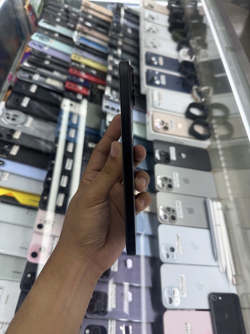 iPhone 15 Plus 256gb 91% batt FU with same serial box (Category: iPhone 15 Series) located in Manila. Submitted by carimgadgets (Listing ID 1444677634, Image 3). Description: .