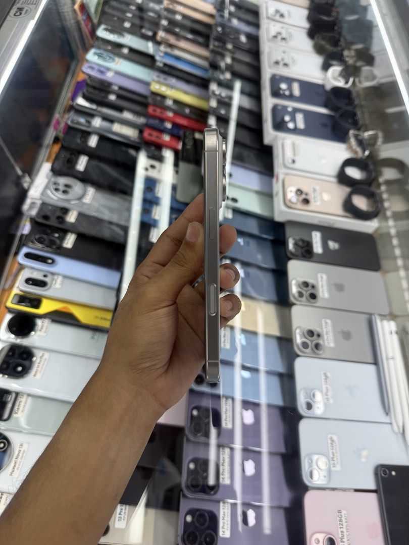 iPhone 16 Pro 512gb 93% batt openline NTC Approved (Category: iPhone 16 Series) located in Manila. Submitted by carimgadgets (Listing ID 1444593956, Image 3). Description: .