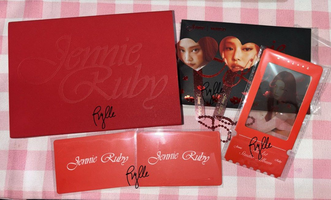 Jennie x Miniso PC Inclusions (no pcs only) (Category: K-Wave Merchandise) located in Cabanatuan. Submitted by ryllebns (Listing ID 1438189997, Image 1). Description: COMPLETE EXCEPT 6 PCS, WITH BOX — onhand — x sensi, impatient! — payo / dop with nrdp — gcash mop, j&t mod.