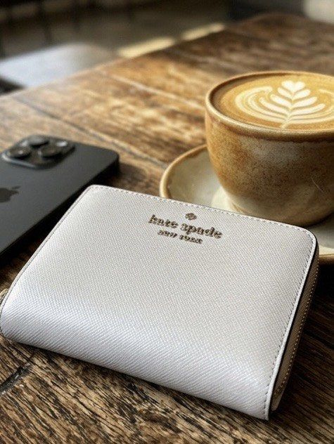 Kate Spade Bifold Plain Saffiano Leather Wallet - Madison (Category: Wallets & Card holders) located in Quezon City. Submitted by mnl.drops (Listing ID 1421895180, Image 2). Description: ✨ Add a splash of elegance to your everyday essentials! ✨ Looking for the perfect blend of style and function? This gorgeous accessory in a stunning Watercolor Blue is beautifully crafted and perfectly sized to keep your cards and cash secure. 📋 Product Details: