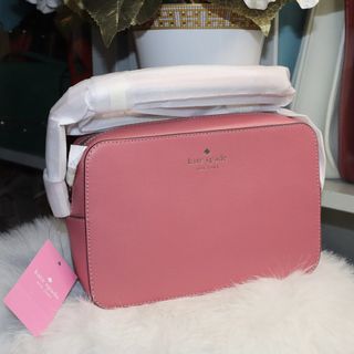 (Category: ) located in . Submitted by bccloset_ (Listing ID 1444543957, Image 1). Description: .