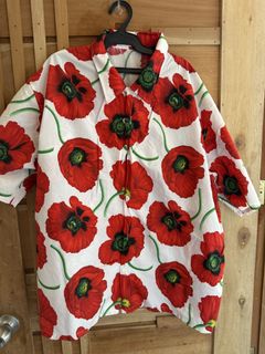 (Category: ) located in . Submitted by sabbina_closet (Listing ID 1444497617, Image 1). Description: .