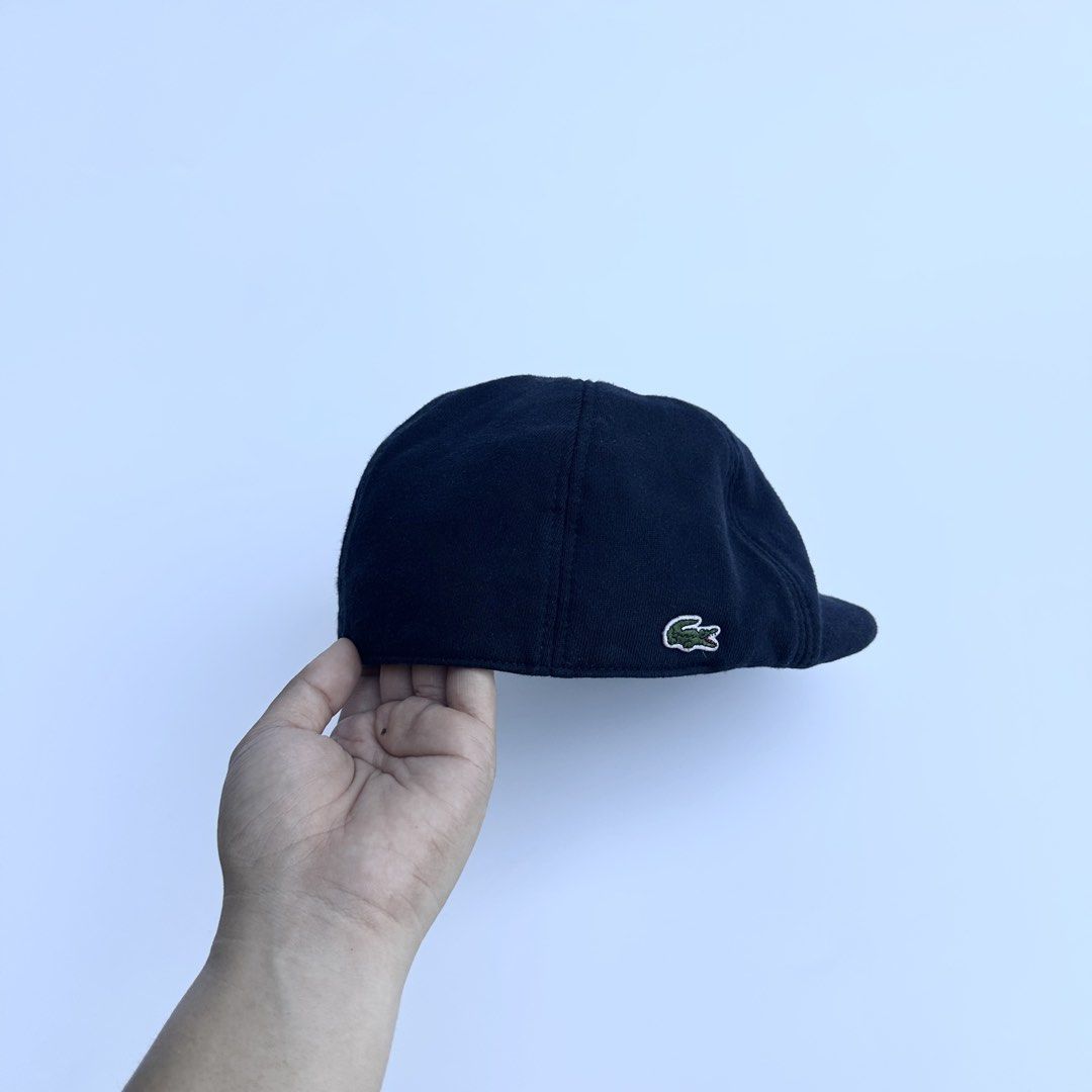 LACOSTE Dark blue Beret Flat hat (Category: Caps & Hats) located in Lemery. Submitted by thesecond_row.ph (Listing ID 1444507102, Image 3). Description: LACOSTE Dark blue Beret Flat hat Size: Small-Medium Condition: Excellent Color rate: 9.5/10 Issue(s): none .