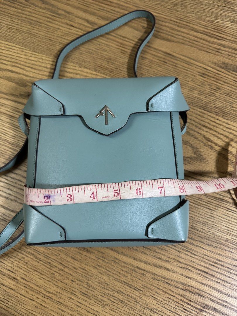 Leather bag (Category: Cross-body Bags) located in Cainta. Submitted by simoun19 (Listing ID 1444624541, Image 3). Description: Cross body bag Leather Magnetic closure .