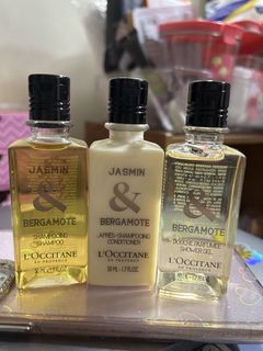 (Category: ) located in . Submitted by vintage_vibemanila (Listing ID 1444619859, Image 1). Description: .