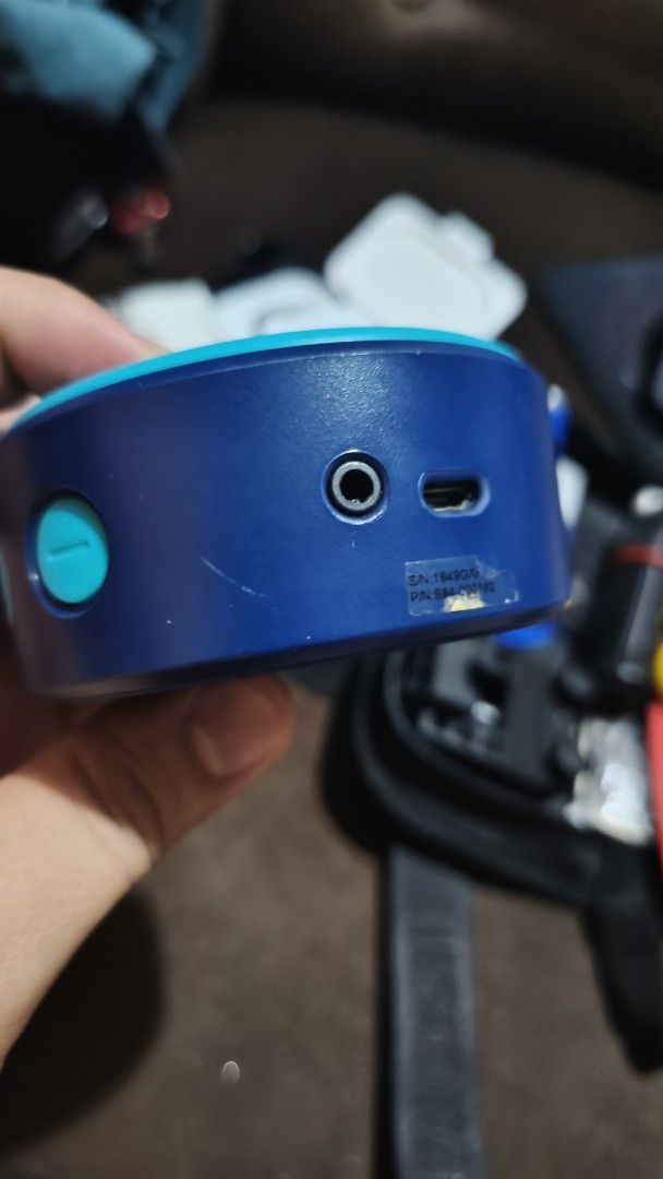 Logitech x50 bluetooth speaker (Category: Soundbars, Speakers & Amplifiers) located in Quezon City. Submitted by junseller18 (Listing ID 1444588233, Image 3). Description: small but terrible malakas buo ang tunog - Orig Logitech X50 Bluetooth Speaker - Color: Teal and Blue - Portable and compact design - Wireless Bluetooth connectivity - Geometric grill design - Auxiliary input for wired connection - Meetup available at Fairview Terraces, Quezon 
