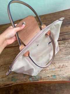 (Category: ) located in . Submitted by lovedbymeclothes (Listing ID 1444608891, Image 1). Description: .