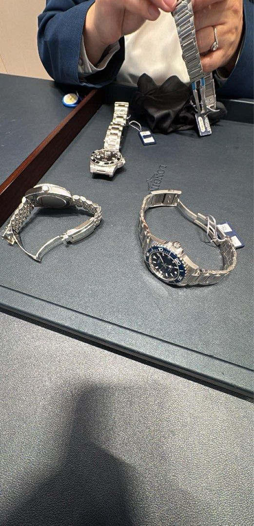 Longines Hydroconquest (PASABUY) (Category: Luxury Watches) located in Pasig City. Submitted by watch_up.mnl (Listing ID 1444531547, Image 2). Description: Longines hydroconquest 2026 39mm / 42mm Pasabuy - will directly buy from HK Longines AD Colors and size upon availability please message me first ETA: July (i will personally bring to manila) Minimal fee only No flight courier charge For interested buyers reservation fee is needed (non-refunda