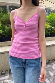 (Category: ) located in . Submitted by iceicelemonbaby (Listing ID 1444507254, Image 1). Description: .