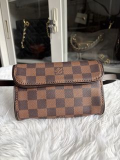 (Category: ) located in . Submitted by jadasy_vintagefinds (Listing ID 1444511379, Image 1). Description: .