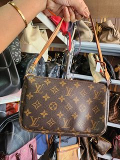 (Category: ) located in . Submitted by xcessbaggs (Listing ID 1444514284, Image 1). Description: .