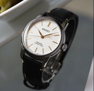 (Category: ) located in . Submitted by notorious_watches (Listing ID 1444643942, Image 1). Description: .