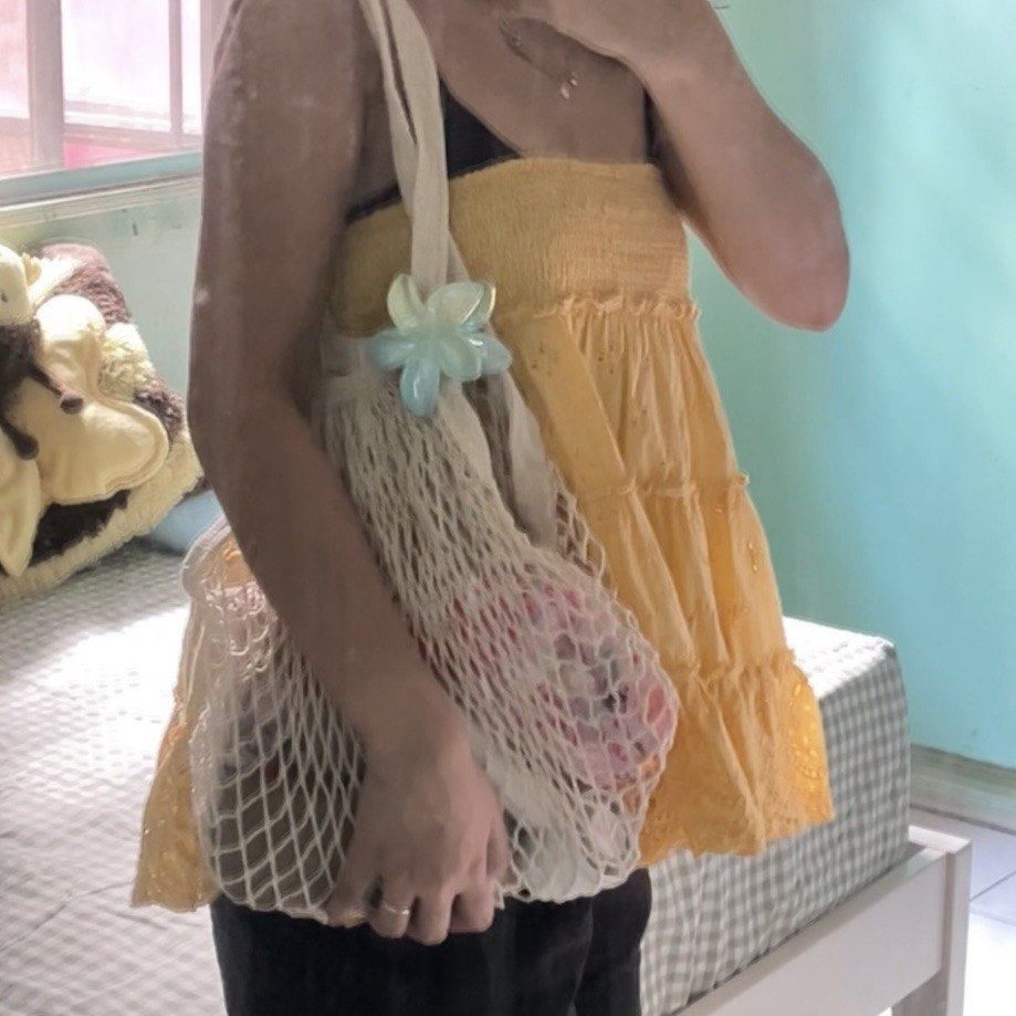 Mesh Bag (Category: Tote Bags) located in Taytay. Submitted by pompompurinrin (Listing ID 1444539413, Image 1). Description: – have three of these – never been used – cute bag for the beach or groceries! payment via gcash or maribank, shipping fee should be shouldered by the buyer .