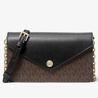 (Category: ) located in . Submitted by bccloset_ (Listing ID 1444545831, Image 1). Description: .