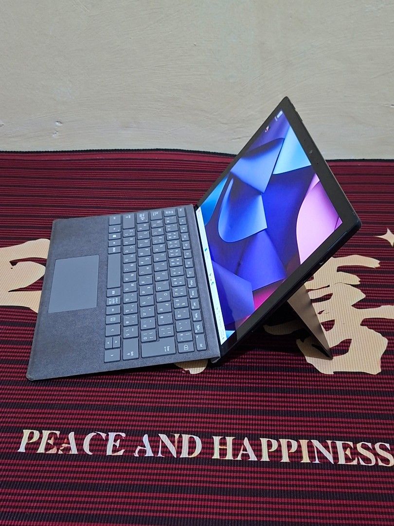 Microsoft Surface Pro 7 with Keyboard485946141086197761