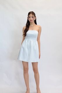 (Category: ) located in . Submitted by clearmywardrobeplssssss (Listing ID 1444641619, Image 1). Description: .