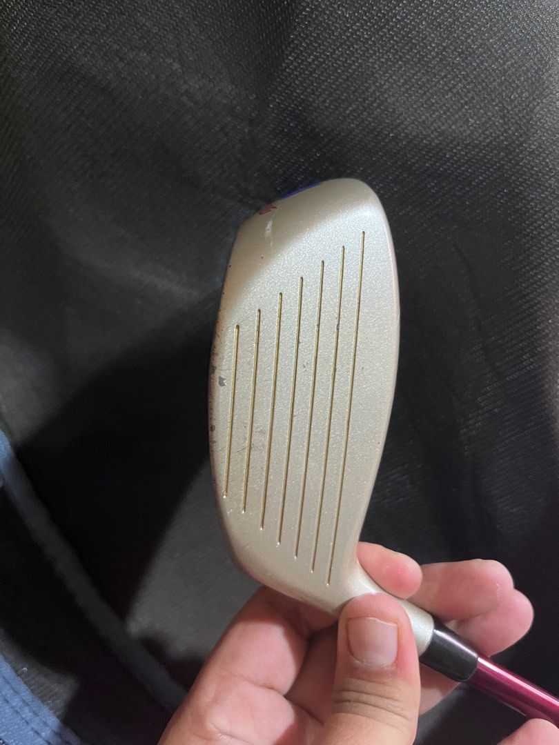 Mizuno pro titanium head driver golf 1 (Category: Golf) located in Digos. Submitted by beautifulrebelph (Listing ID 1444548895, Image 2). Description: Titanium head loft 11 Issue: dirty grip, minimal scratches Overall good condition.