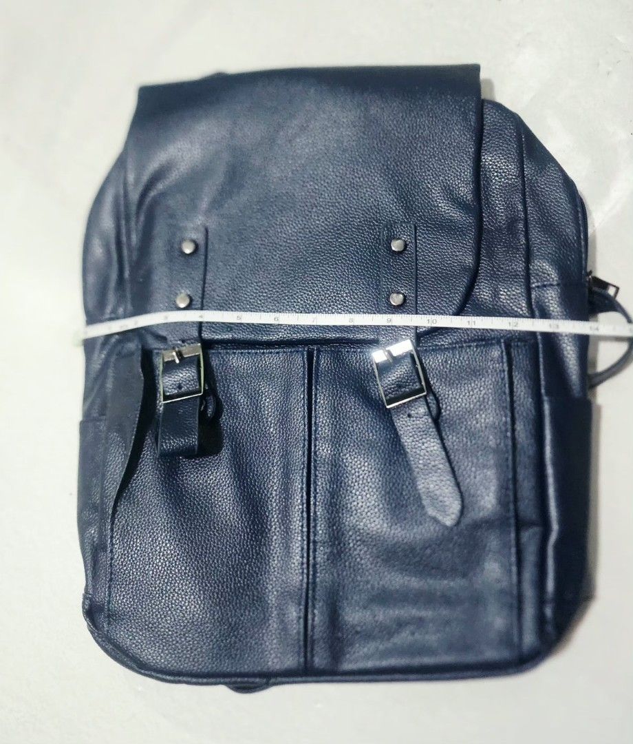Navy Blue Korean leather back pack (Category: Backpacks) located in Quezon City. Submitted by lordsblessing (Listing ID 1444560549, Image 1). Description: Bought this unbranded navy blue back pack bag in Korea. Used only once. Bag is still in pristine condition 😊.