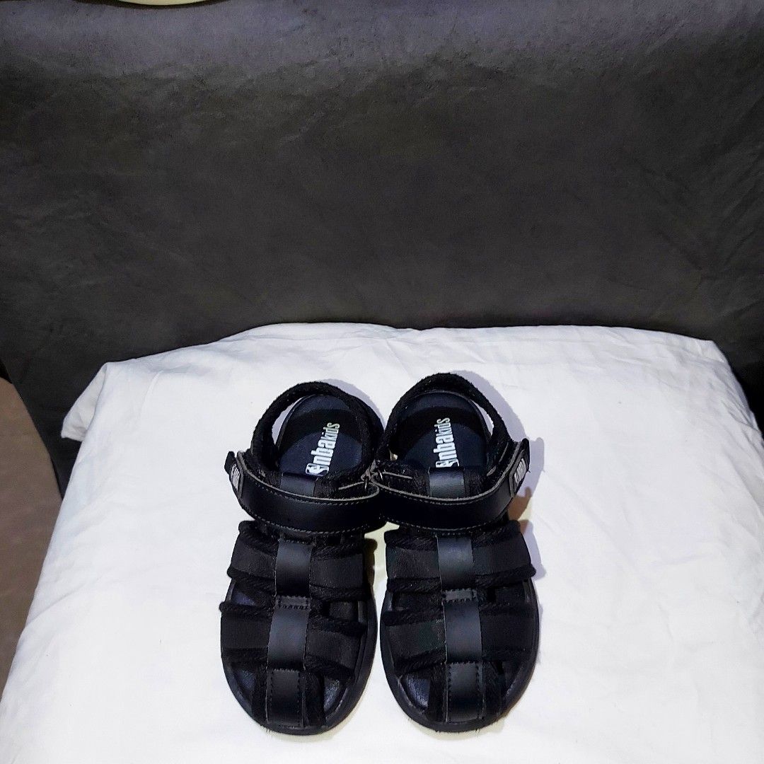 NBA sandal for kids (Category: Babies & Kids Fashion) located in La Trinidad. Submitted by marksols (Listing ID 1444570606, Image 3). Description: .
