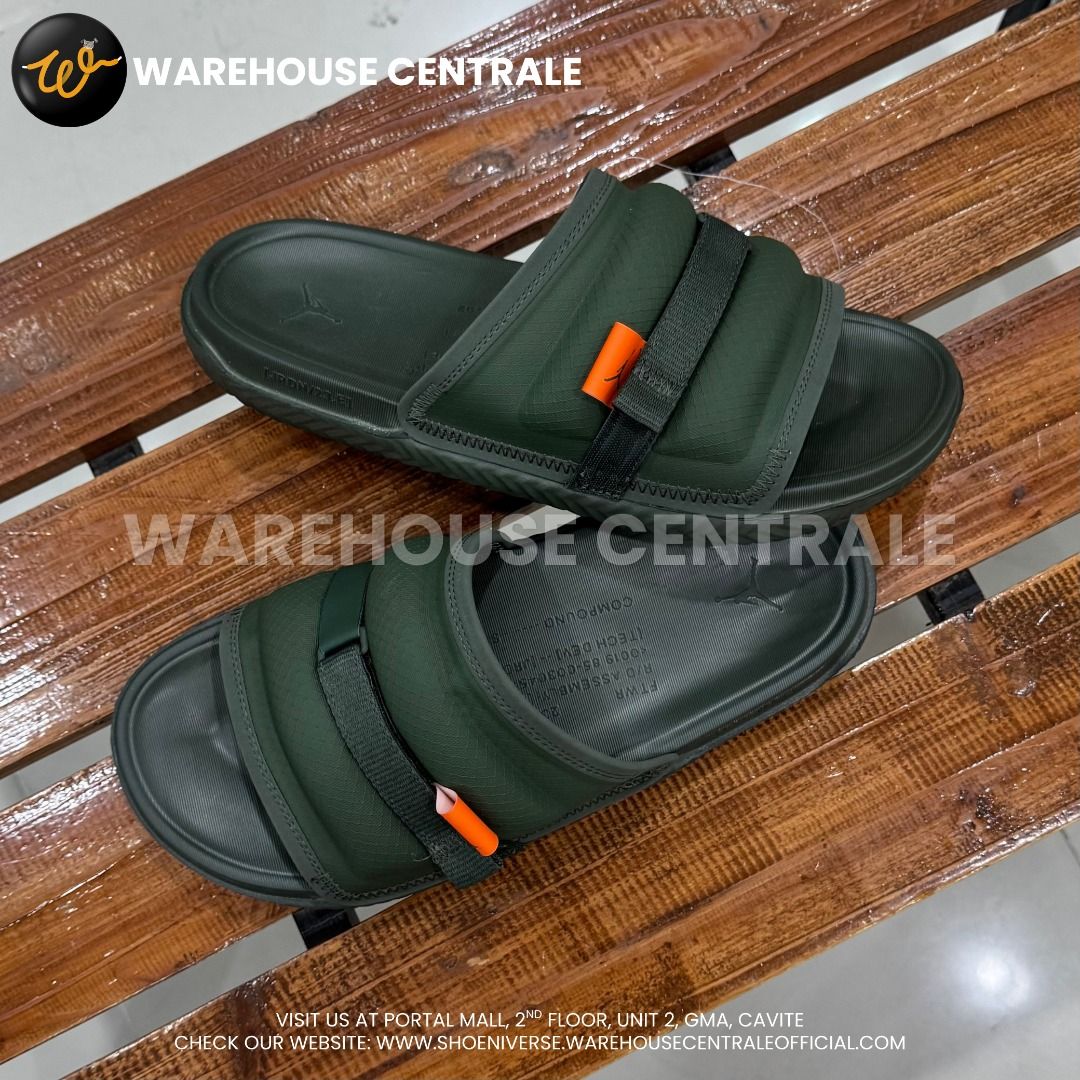 ORIGINAL AIR JORDAN SUPER PLAY SLIDE DEEP GREEN (Category: Slippers & Slides) located in Cavite. Submitted by warehousecentraleofficial (Listing ID 1444564126, Image 3). Description: ORIGINAL NIKE BELOW SRP. Sizes: 11 US MEN 🚚 Couriers: JNT, JRS, LALAMOVE 💰 Mode of Payment: Bank Transfer, Gcash, and Paymaya 📩 DM our F(B) Page: Warehouse Centrale ✅ items are 100% original. 10x moneyback guarantee if proven fake! .