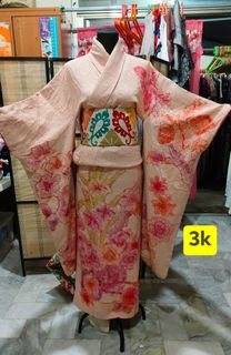 (Category: ) located in . Submitted by kimono_sisters27 (Listing ID 1444629405, Image 1). Description: .