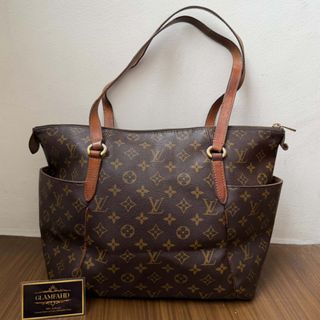 (Category: ) located in . Submitted by Glamfahd (Listing ID 1444596242, Image 1). Description: .