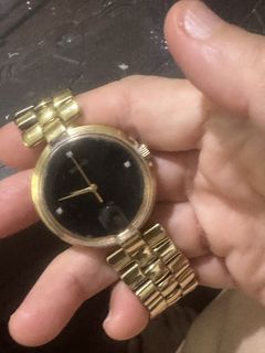 (Category: ) located in . Submitted by roseluxuryitems (Listing ID 1444506512, Image 1). Description: .