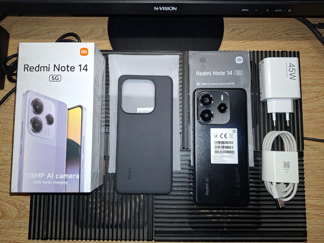 Redmi Note 14 5G (Category: Xiaomi) located in Caloocan City. Submitted by yourmodesty_cielo (Listing ID 1444508791, Image 1). Description: 📣FOR SALE: Xiaomi REDMI NOTE 14 5G (Global Version) 📦Comes with: Box and manuals Original SIM ejector Original 45W Charger Original Cable Original Case (unused) 🎁FREEBIES: New tempered glass 10+ brandnew cases Brandnew (unused) Xiaomi gift pack -bluetooth speaker -phone stand -phone holder 📱Quick Specs: 5