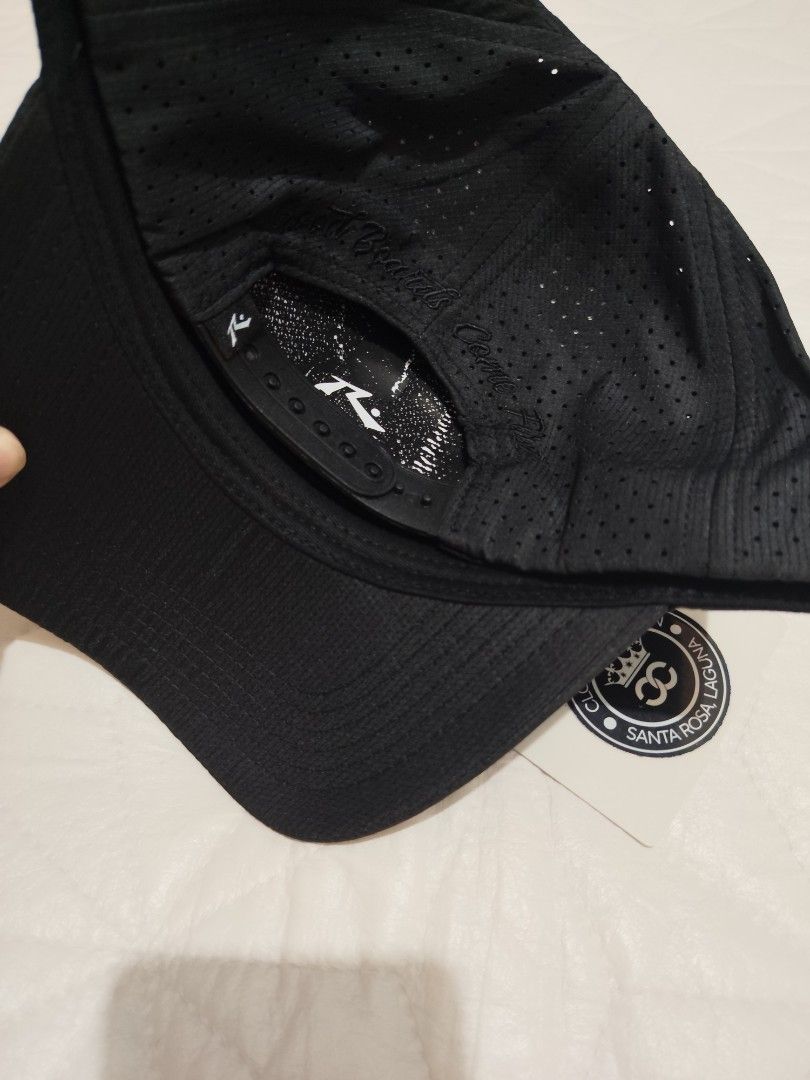 RUSTY SURF CAP (Category: Caps & Hats) located in Cabuyao City. Submitted by cdouble.1 (Listing ID 1444552191, Image 2). Description: .