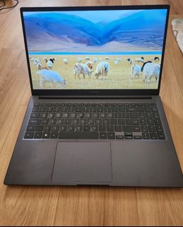 Samsung Galaxy Book2497843408324546560