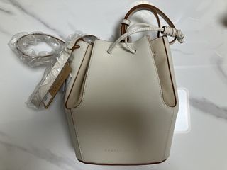 （分類：）位於 。 由 luck_sell 提交（商品編號 1444527385，圖片 1）。簡介： 。