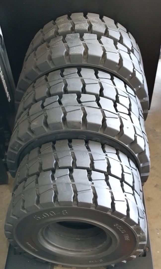 Solid tire (Category: Construction Tools & Equipment) located in Taguig. Submitted by oliverdunuan1320 (Listing ID 1444620047, Image 2). Description: forklift solid tire brand new all size available for forklift tire onhand pm for more details 09122518867.