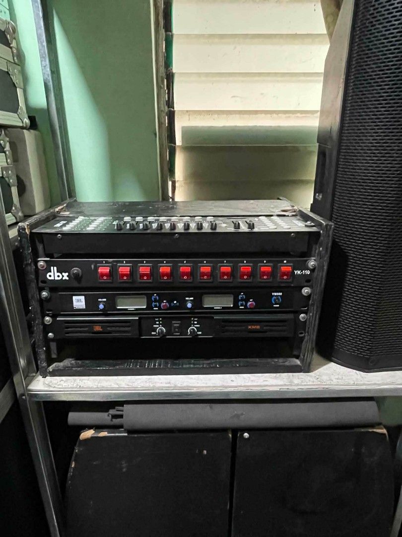 Soundsystem (Category: Soundbars, Speakers & Amplifiers) located in Manila. Submitted by vastdragon_59eaa3 (Listing ID 1444565566, Image 3). Description: For sale 2 Kevler ZLX 15 JBL amp 2 wireless microphone Power switch Dmx controller Speaker wire Take all 25k Location: Banlic Calamba.