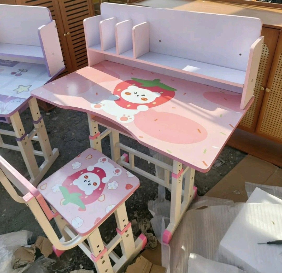 Study table for kids ADJUSTABLE (Category: Kids Tables & Chairs) located in Bulacan. Submitted by bbylove24 (Listing ID 1444564560, Image 2). Description: for pick up only sta clara sta maria bulacan.