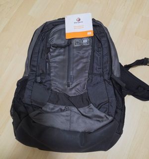 (Category: ) located in . Submitted by sales_sg50 (Listing ID 1444663303, Image 1). Description: .