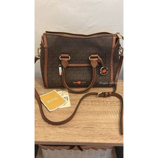 (Kategori: ) berada di . Dikirim oleh sofierie (ID iklan 1444564851, Gambar 1). Deskripsi: .