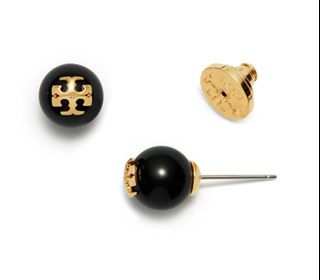 (Category: ) located in . Submitted by jclosetclearance (Listing ID 1444588177, Image 1). Description: .