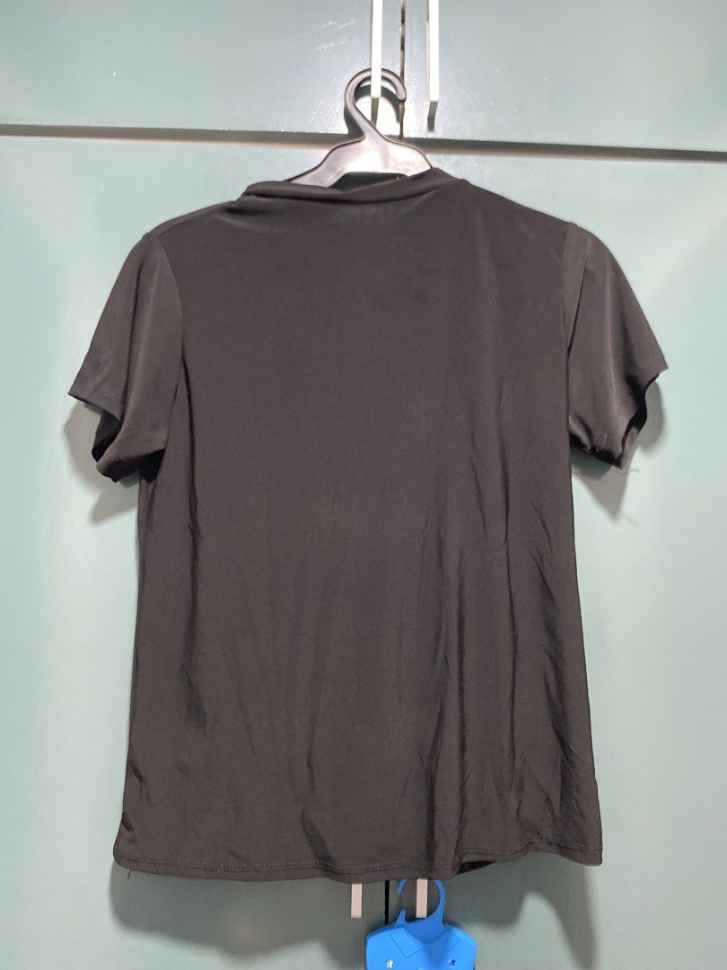 Twisted Front T-shirt - Black & Mauve (Category: Shirts) located in Manila. Submitted by brlovet (Listing ID 1444636705, Image 2). Description: BUY 3 FOR 600 - Twisted knot detail at front hem - Short sleeves - Mock neckline - Comfortable and stylish everyday basics.